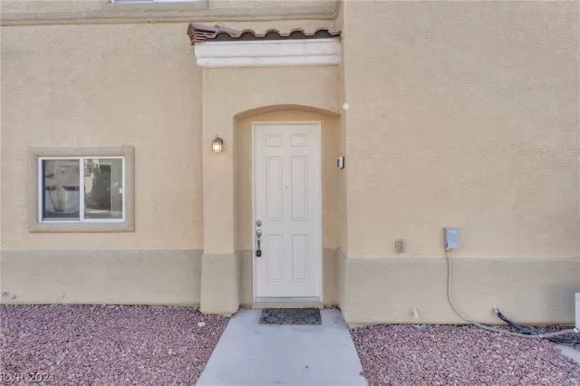 MLS: 2330435 Condo For Sale