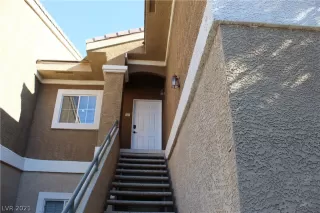 Photo #1: 2330444 Listing 