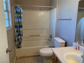 Photo #6: 2330450 Listing 