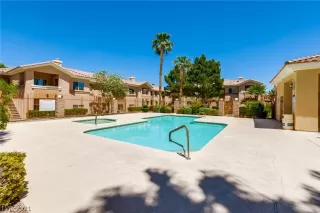 Photo #3: 2330453 Listing 