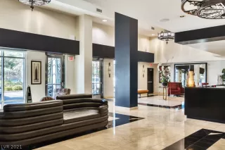 Photo #1: 2330509 Listing 