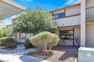 Photo #1: 2330514 Listing