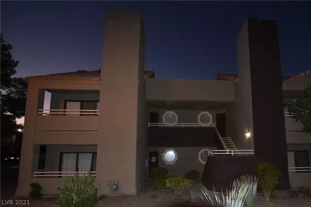 MLS: 2330556 Condo For Sale