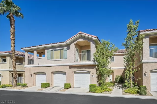 MLS: 2330612 Condo For Sale