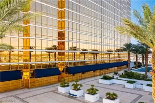 Photo #6: 2330626 Listing