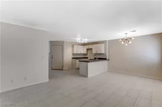 Photo #2: 2330636 Listing 