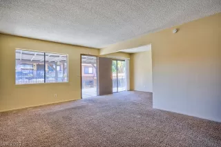 Photo #2: 2330722 Listing