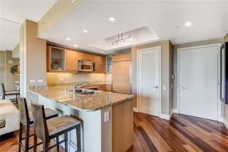 Photo #6: 2330751 Listing