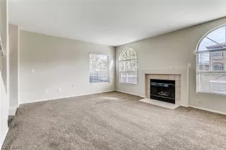 Photo #1: 2330759 Listing 