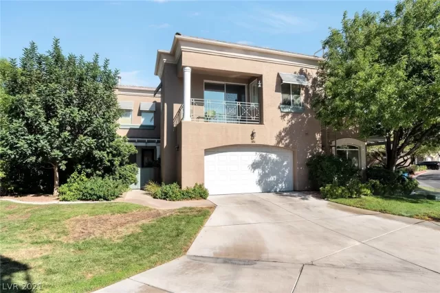 MLS: 2330790 Condo For Sale