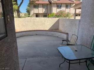 Photo #3: 2330797 Listing