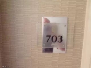 Photo #3: 2330809 Listing