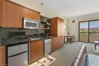 Photo #6: 2330810 Listing 