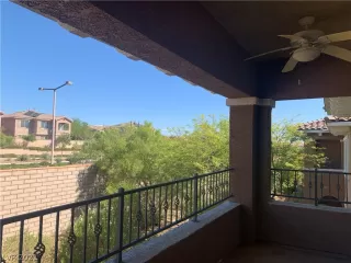 Photo #2: 2330830 Listing