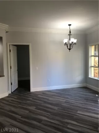 Photo #6: 2330864 Listing