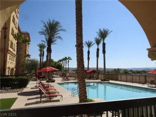 Photo #2: 2330891 Listing 