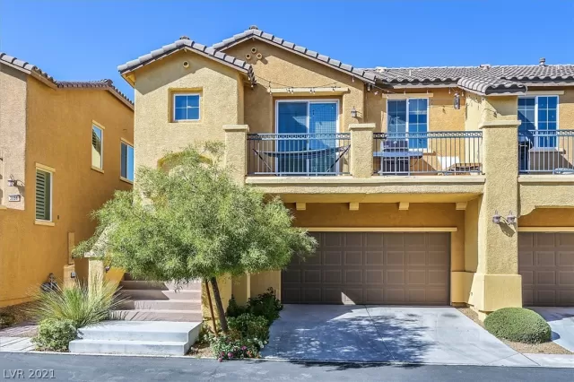 MLS: 2330940 Condo For Sale