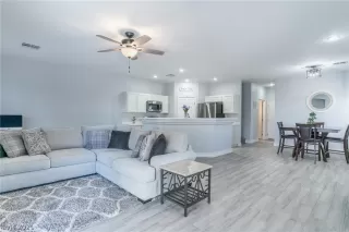 Photo #1: 2330960 Listing