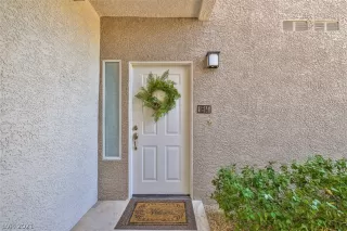 Photo #1: 2330977 Listing