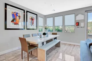 Photo #4: 2331117 Listing