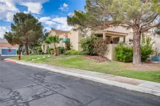 Photo #2: 2331118 Listing