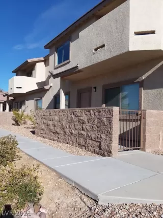 Photo #3: 2331176 Listing 