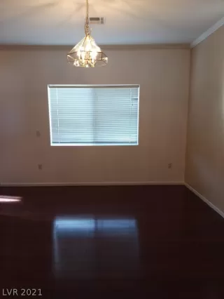Photo #6: 2331176 Listing 
