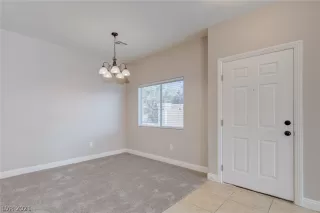 Photo #3: 2331207 Listing