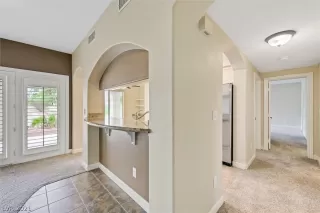 Photo #6: 2331261 Listing 