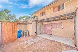 Photo #3: 2331287 Listing 