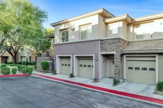 Photo #2: 2331328 Listing 