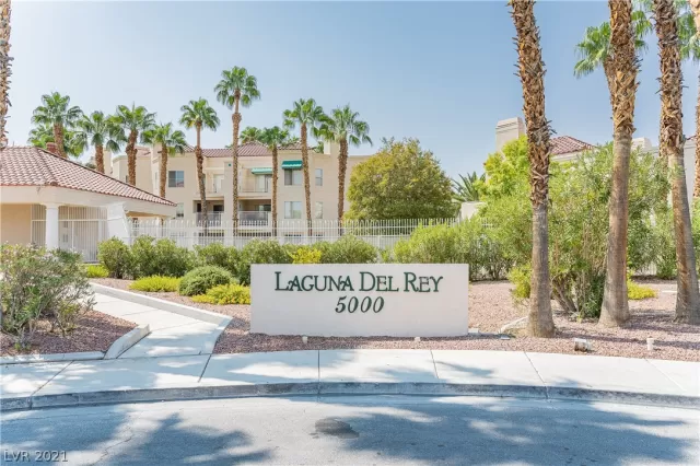 MLS: 2331346 Condo For Sale