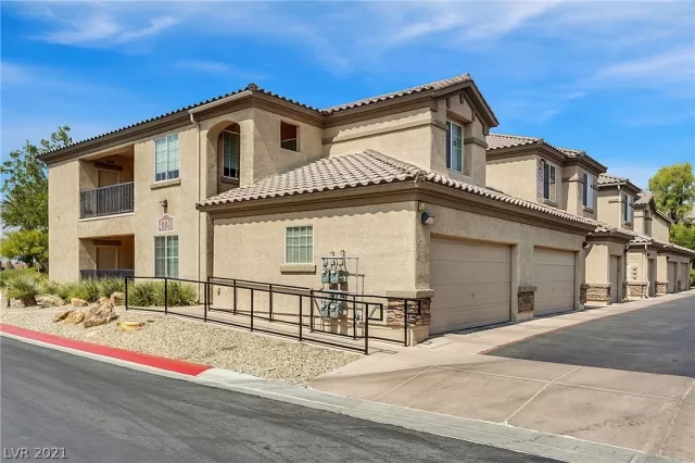 MLS: 2331393 Condo For Sale