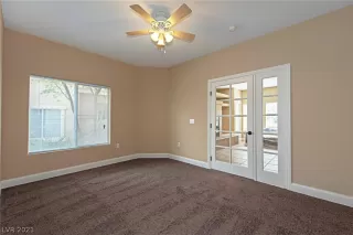 Photo #2: 2331416 Listing 