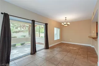 Photo #3: 2331416 Listing 