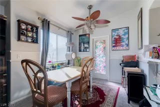 Photo #3: 2331454 Listing