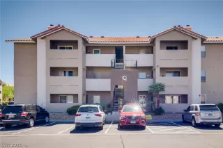 Photo #1: 2331481 Listing