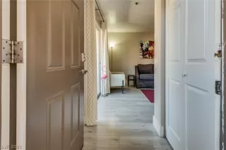 Photo #4: 2331481 Listing