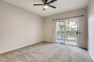 Photo #5: 2331484 Listing