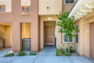 Photo #2: 2331515 Listing 