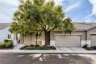 Photo #2: 2331547 Listing 