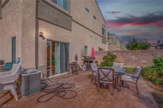 Photo #2: 2331558 Listing 