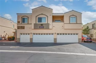 Photo #4: 2331558 Listing 