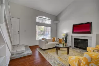 Photo #6: 2331574 Listing