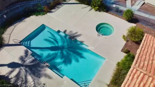 Photo #1: 2331584 Listing