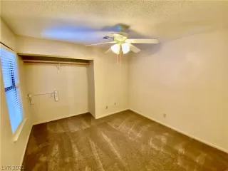 Photo #2: 2331590 Listing