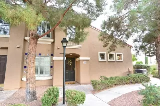 Photo #1: 2331672 Listing