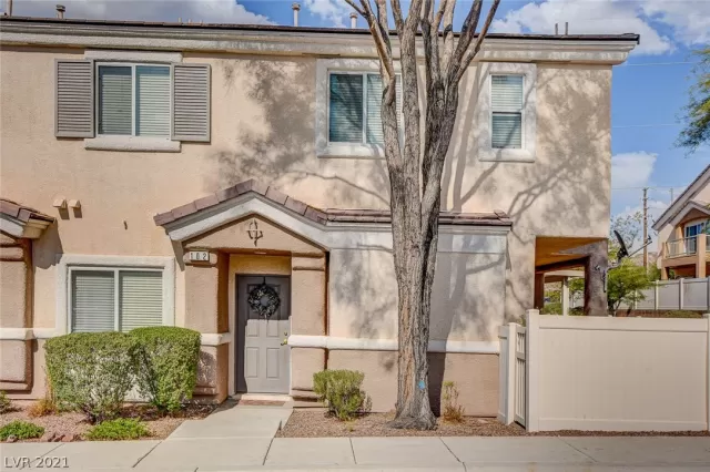 MLS: 2331691 Condo For Sale