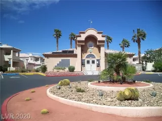 Photo #2: 2331699 Listing 