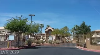 Photo #3: 2331699 Listing 